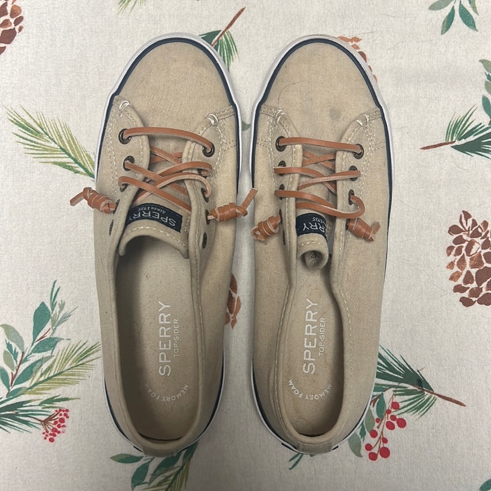 Sperry Topsiders